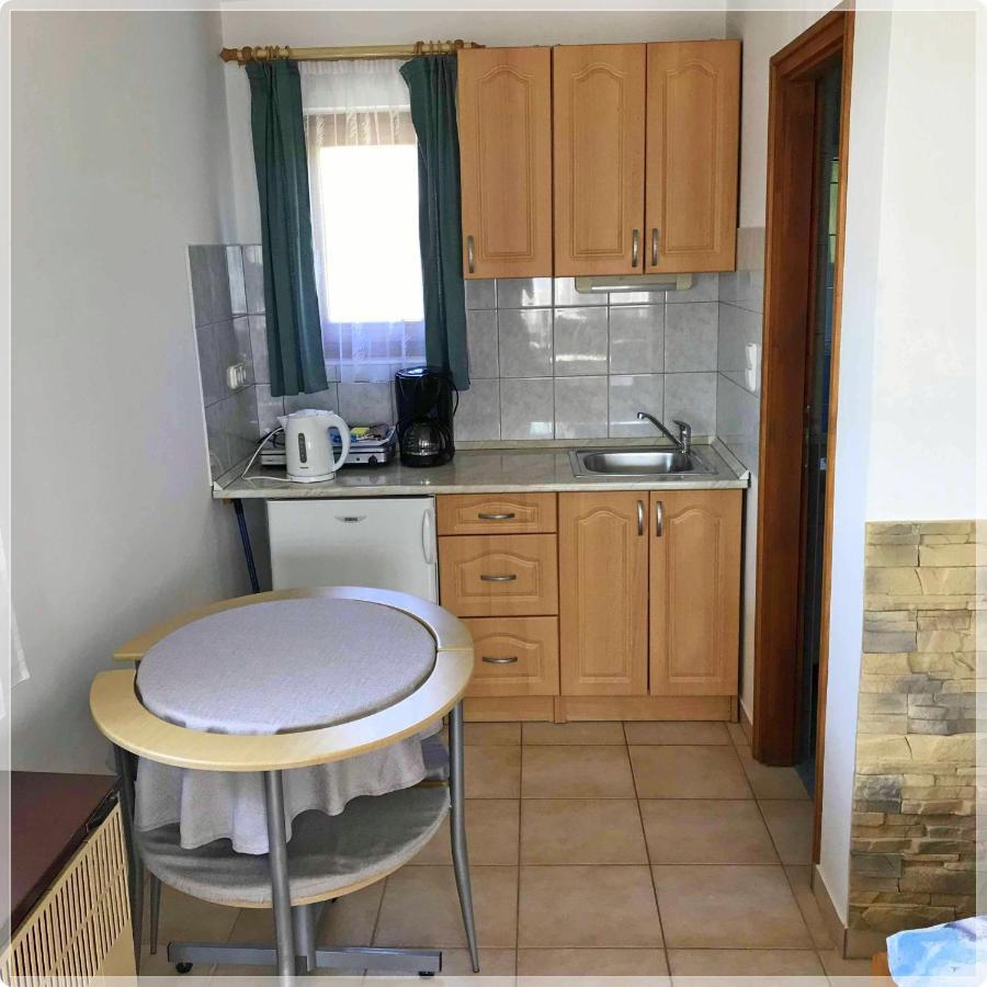 Apartamento Kleines Haus Hévíz Exterior foto